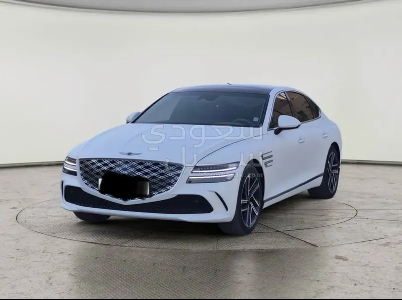 2025 Genesis G Royal 80