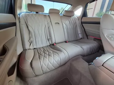 2025 Genesis G Royal 80