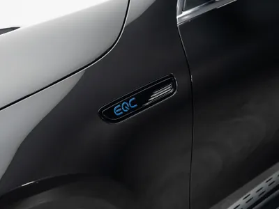 2021 Mercedes-Benz EQC 400