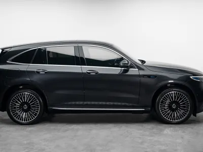 2021 Mercedes-Benz EQC 400