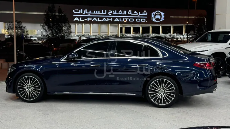 2024 Mercedes-Benz E 300