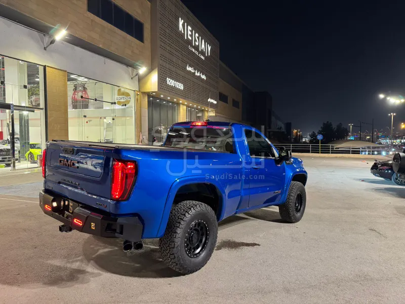2022 GMC Sierra AT 4