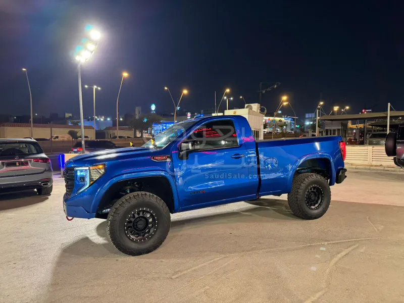 2022 GMC Sierra AT 4