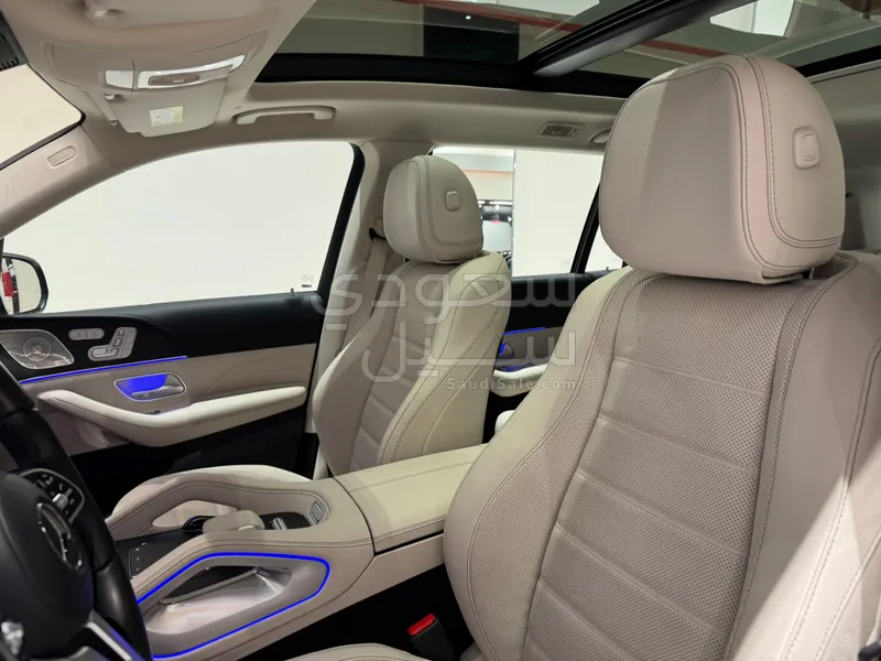 2023 Mercedes-Benz GLS 450