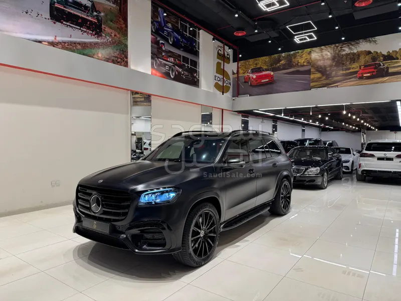 2025 Mercedes-Benz GLS 450