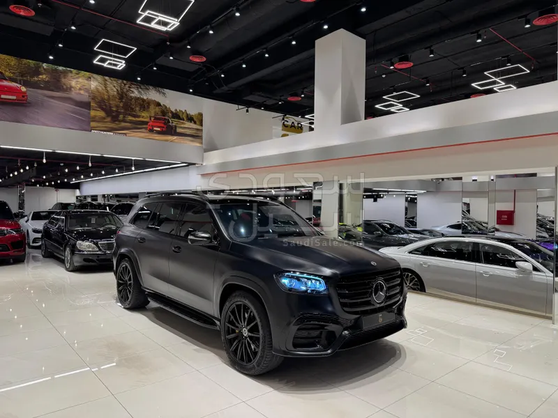 2025 Mercedes-Benz GLS 450