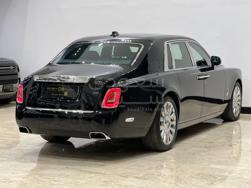2019 Rolls-Royce Phantom