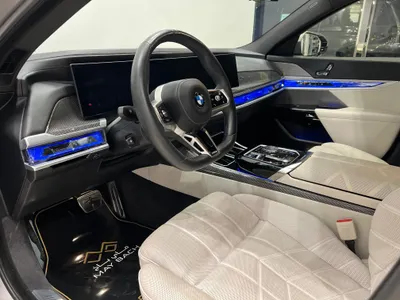 2023 BMW 7 Series 735i