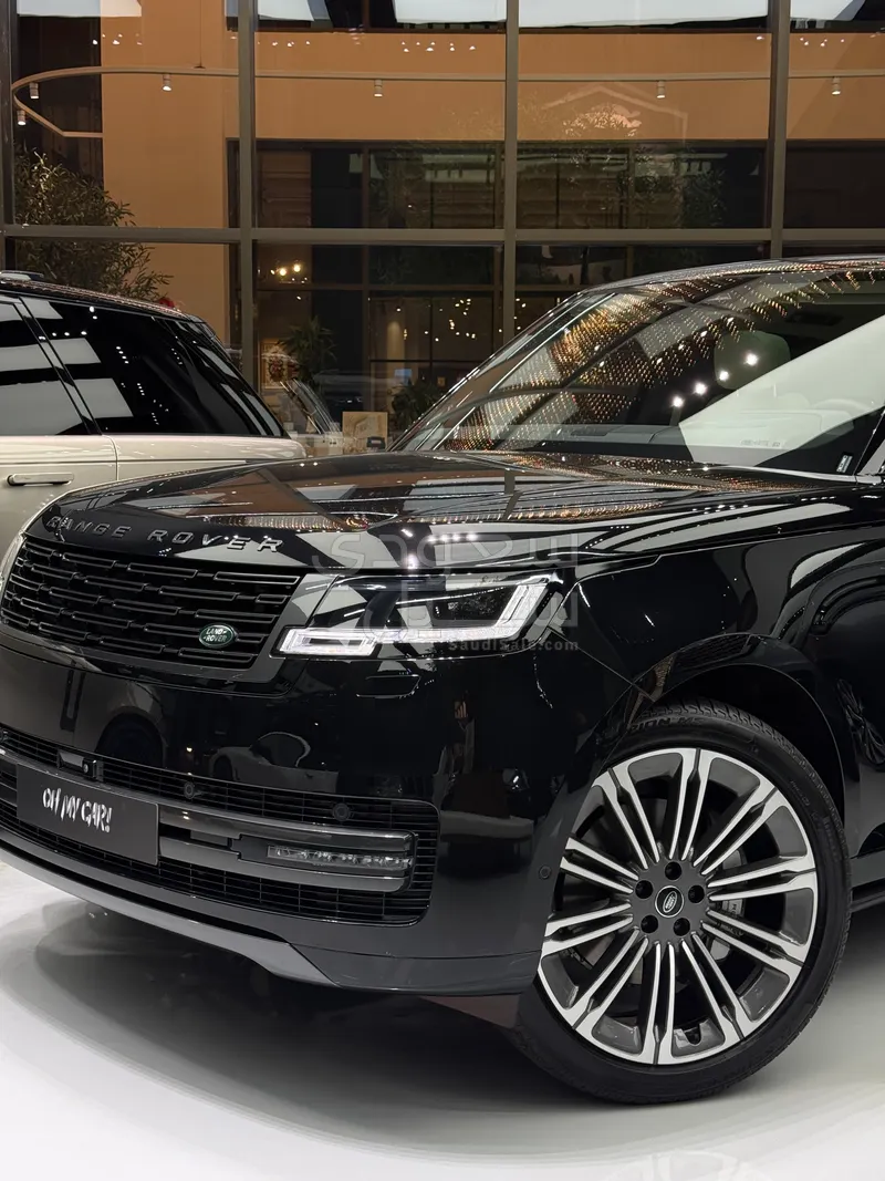 2025 Land Rover Range Rover HSE