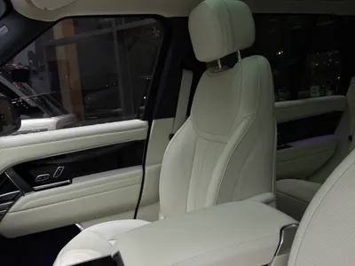 2025 Land Rover Range Rover HSE