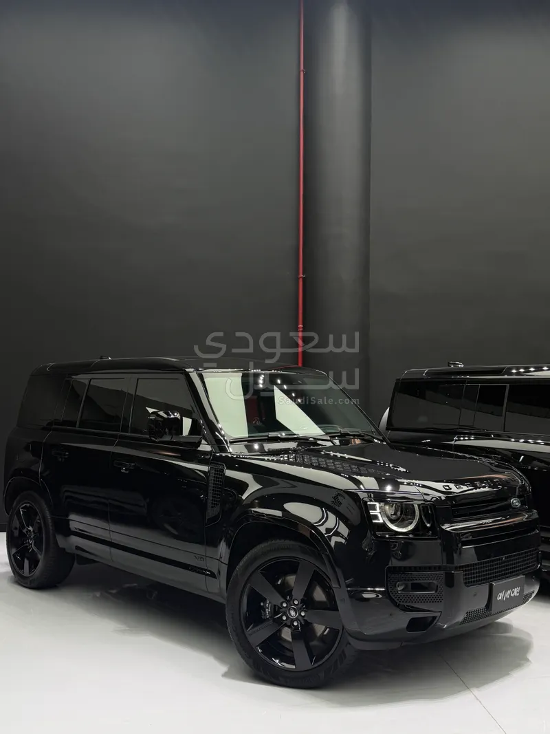 2025 Land Rover Defender carpathian edition