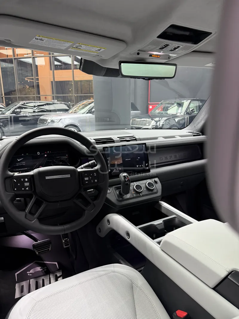 2025 Land Rover Defender carpathian edition