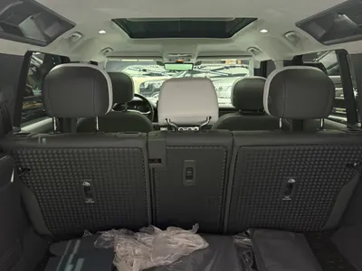 2025 Land Rover Defender carpathian edition