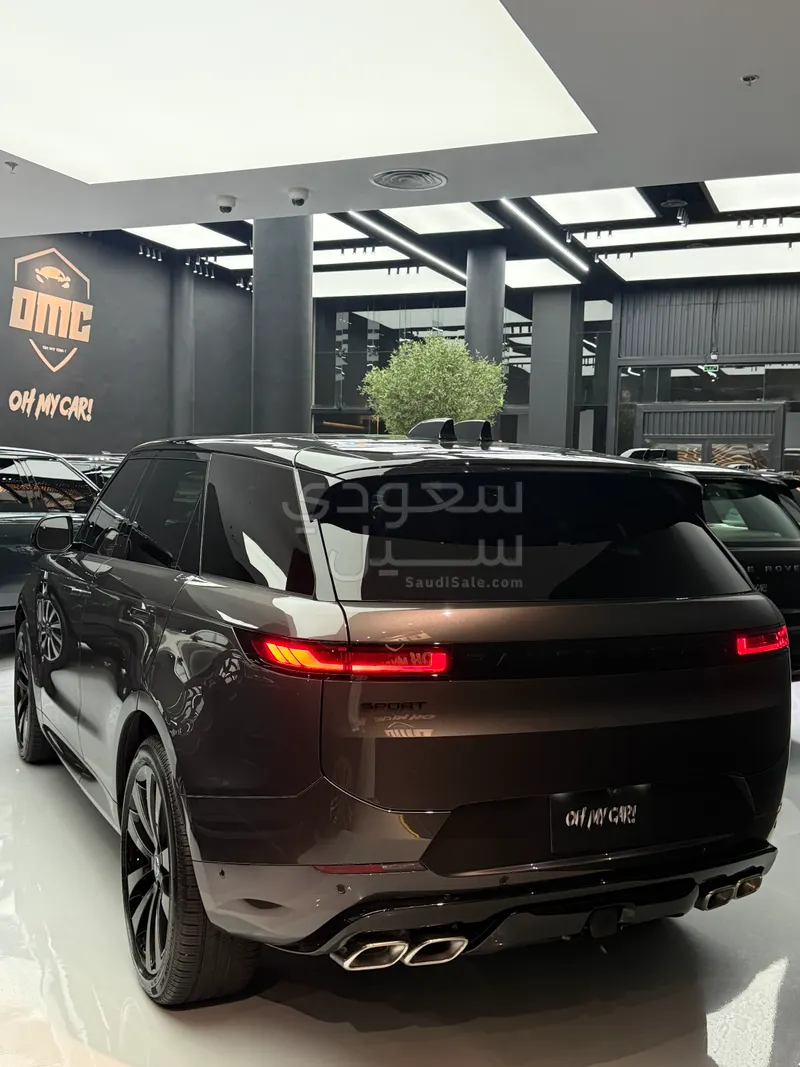 2025 Land Rover Range Rover Sport HSE