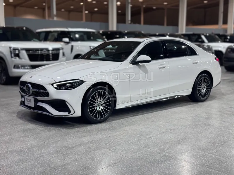 2025 Mercedes-Benz C 200