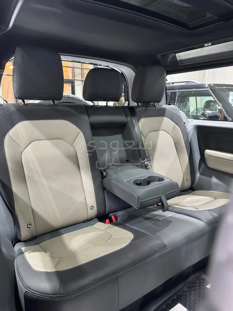 2023 Land Rover Defender S