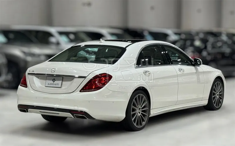 2015 Mercedes-Benz S 400