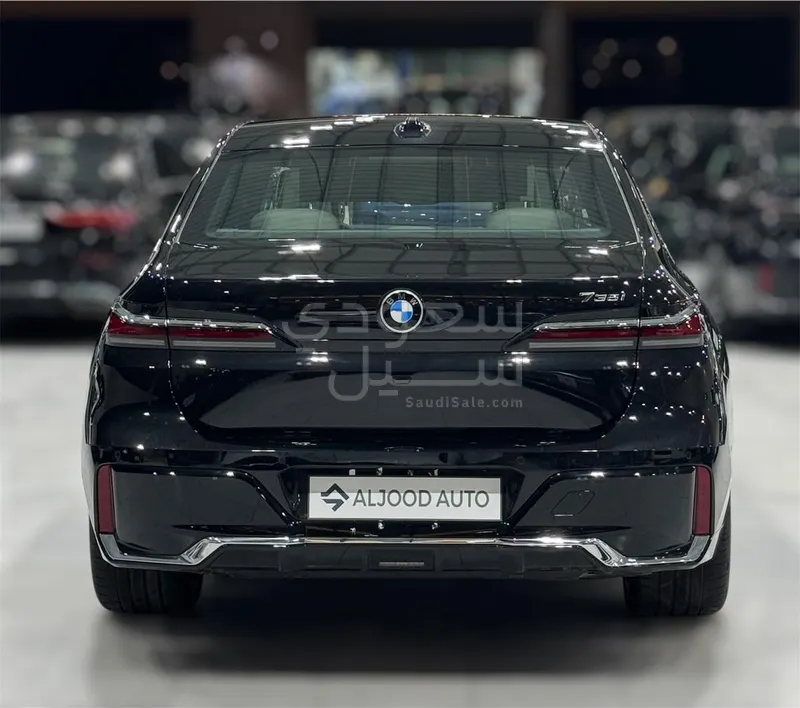 2026 BMW 7 Series 735i
