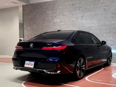 2023 BMW 7 Series 740i