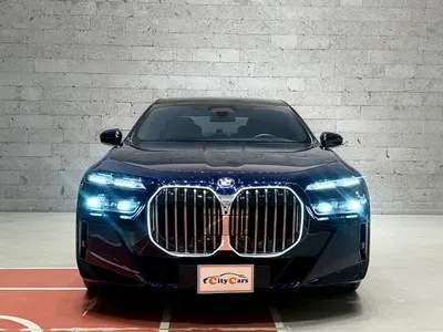 2023 BMW 7 Series 740i