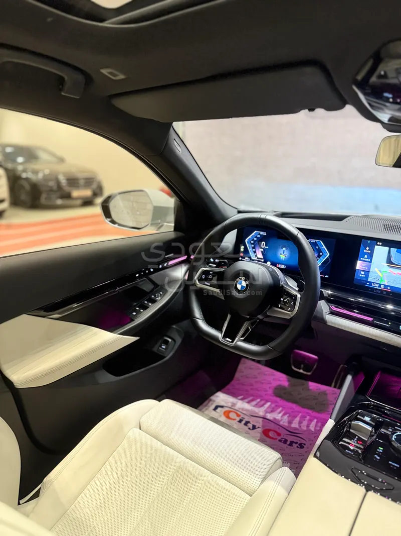 2024 BMW 5 Series 520i
