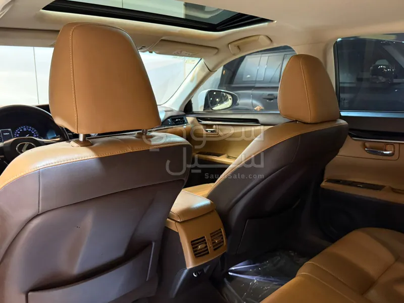 2017 Lexus ES 250