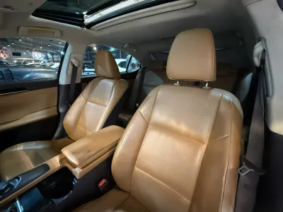 2017 Lexus ES 250