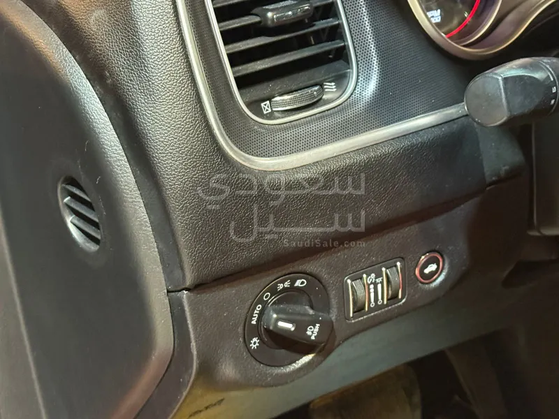 2015 دودج تشارجر ار تي