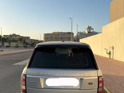 2015 لاند روفر رينج روفر فوج اوتوبيوغرافي
