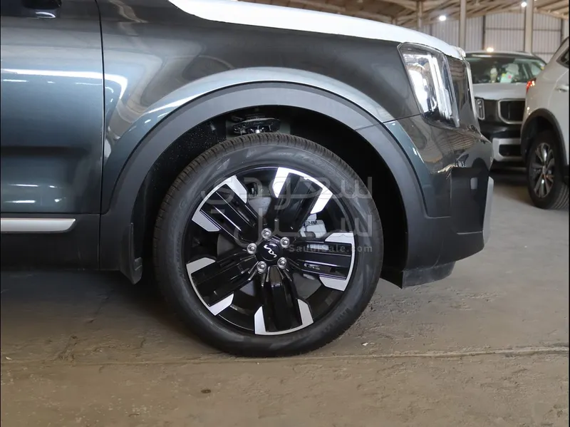 2025 Kia Telluride LX
