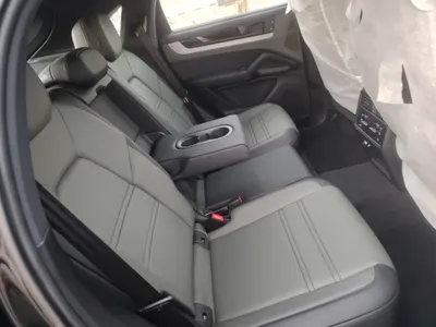 2025 Porsche Cayenne Coupe