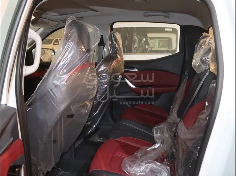 2023 Maxus D 90