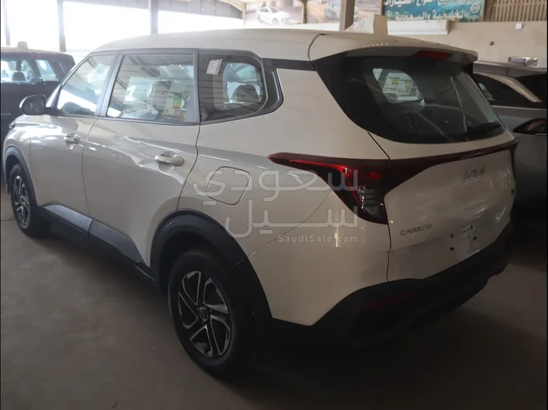 2025 Kia Carens