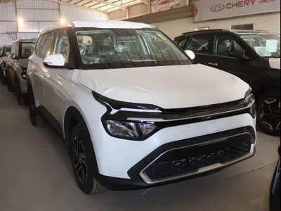 2025 Kia Carens