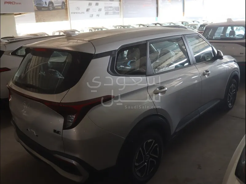 2025 Kia Carens