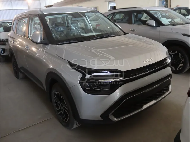 2025 Kia Carens