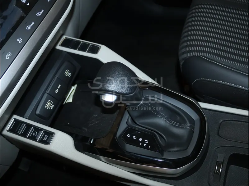 2025 Kia Carens