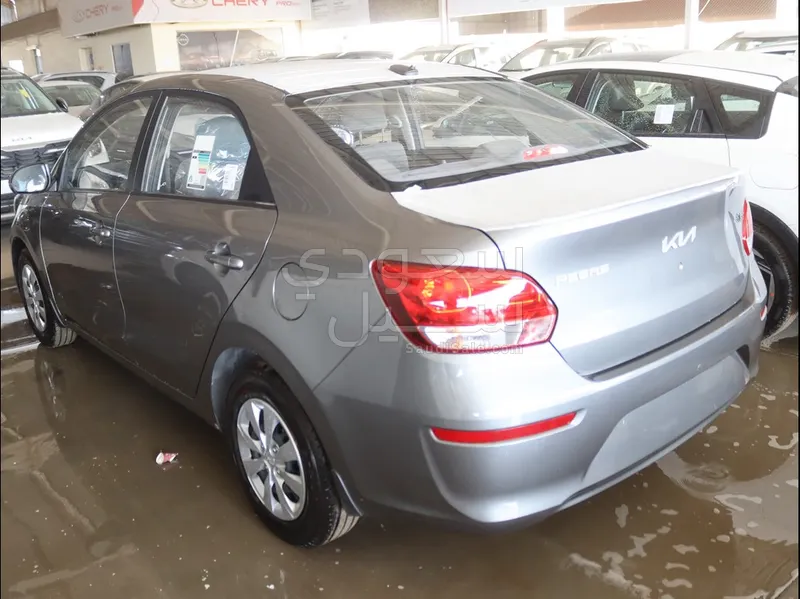 2025 Kia Pegas