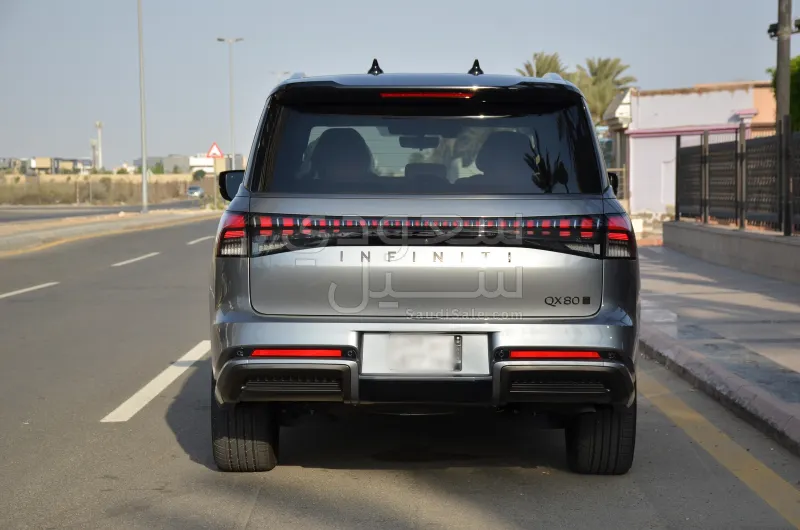 2025 Infiniti QX 80