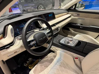 2023 Genesis G 90