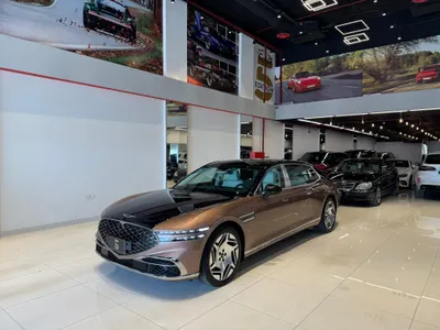 2023 Genesis G 90