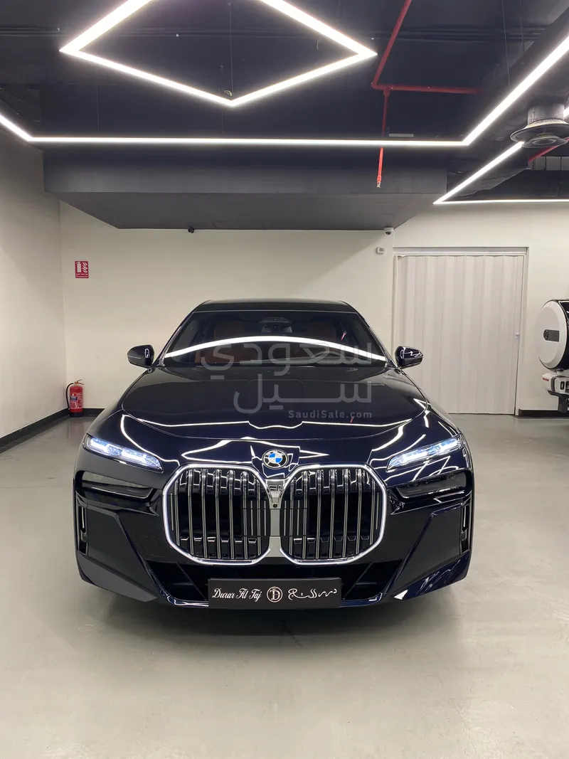 2024 BMW 7 Series 735i