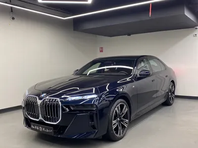 2024 BMW 7 Series 735i