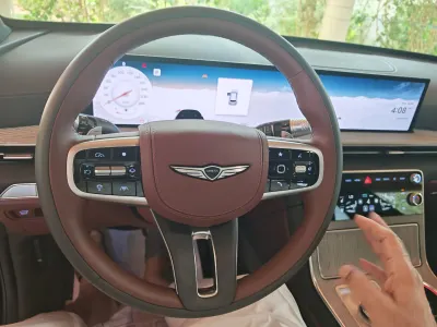 2025 Genesis GV 80