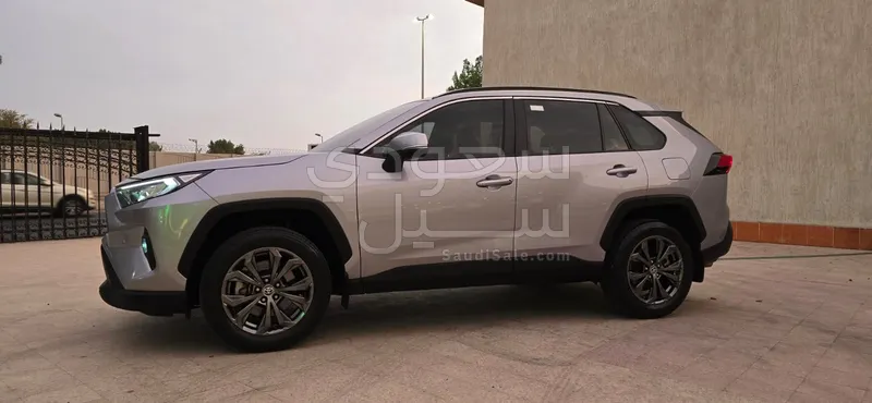 2024 تويوتا راف 4