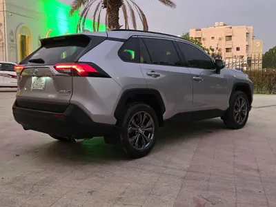 2024 تويوتا راف 4