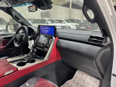 2025 Lexus LX 600 F