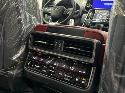 2025 Lexus LX 600 F