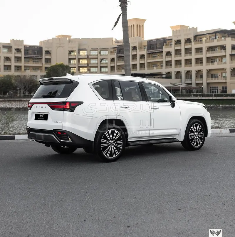2024 Lexus LX 600