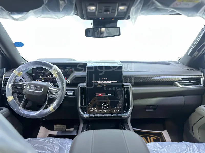 2025 GMC Yukon Elevation